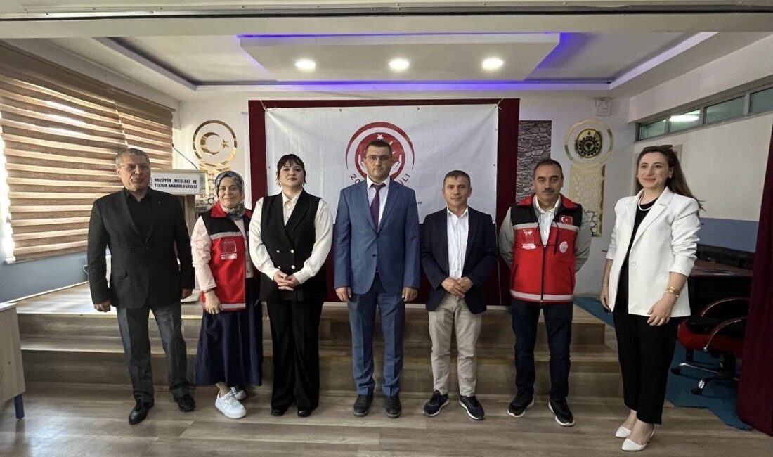 Bozüyük’te ‘Engelli Hakları’ söyleşisi düzenlendi Bilecik’in Bozüyük ilçesinde Sosyal Hizmet Merkezi Müdürlüğü tarafından engelli bireylerin
