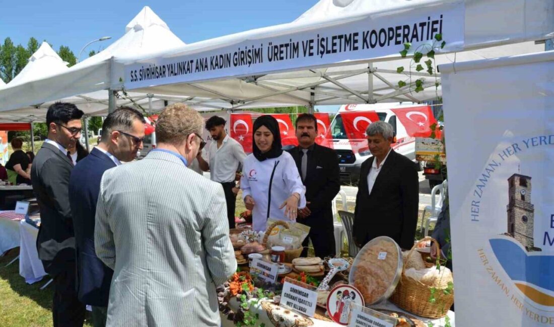 Eskişehir’de yöresel lezzetler stantları büyük ilgi gördü Eskişehir’de Türk Mutfağı Haftası kapsamında Eskişehir’de yöresel lezzet stantları kuruldu.