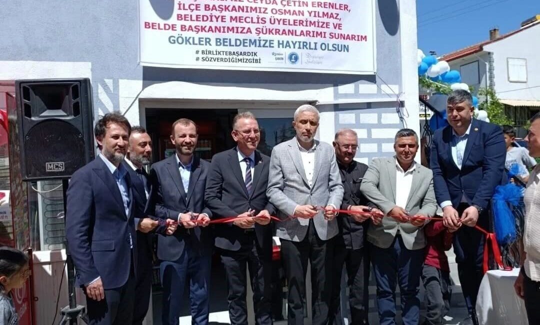 Gökler beldesinde “Murat Bardakçı Madenci Parkı” dualarla açıldı Kütahya’nın Gediz ilçesine bağlı maden beldesi Gökler’de, madenlerde hayatını kaybeden