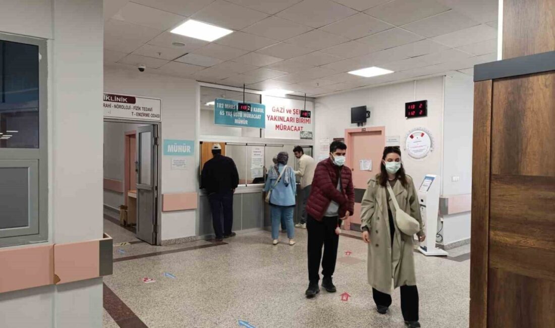 Hastane yönetimi şehit ailesi ve gazileri unutmadı Afyonkarahisar Devlet Hastanesi’nde şehit aileleri ve gazilerin işlemlerini daha rahat
