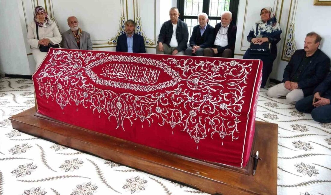 Hayme Ana, Anneler Günü’nde kabri başında anıldı Osmanlı Devleti’nin kurucusu Osman Gazi’nin babaannesi ve Ertuğrul Gazi’nin annesi