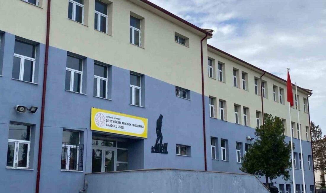 Hisarcık Şehit Yüksel Arık Çok Programlı Anadolu Lisesinin (ÇPL) Milli
