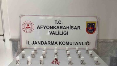 Afyonkarahisar’da jandarma tarafından bir iş yerine yapılan baskında bin 200