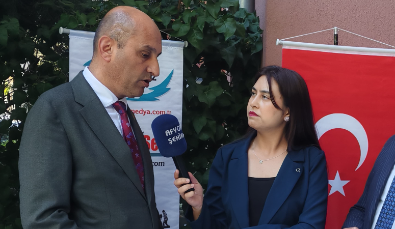 Afyonkarahisar Yazarlar ve Şairler Derneği tarafından düzenlenen “Kadınanalar” Ödül Töreni,