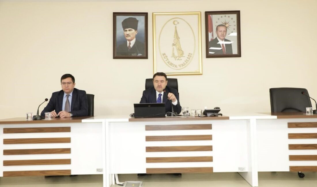 Kütahya’da afet riskleri değerlendirildi Kütahya Valiliği, ilin afet risklerine karşı hazırlık düzeyini değerlendirmek amacıyla