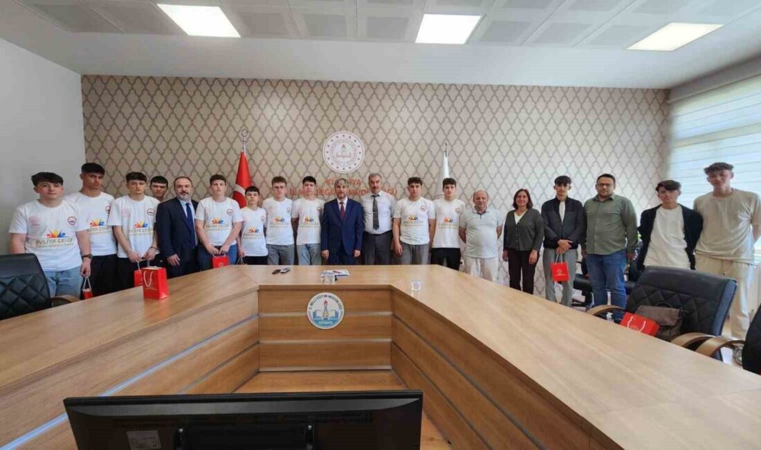 Kütahya’da Evliya Çelebi öğrenci değişim programı Milli Eğitim Bakanlığı Din Öğretimi Genel Müdürlüğü tarafından yürütülen “Evliya