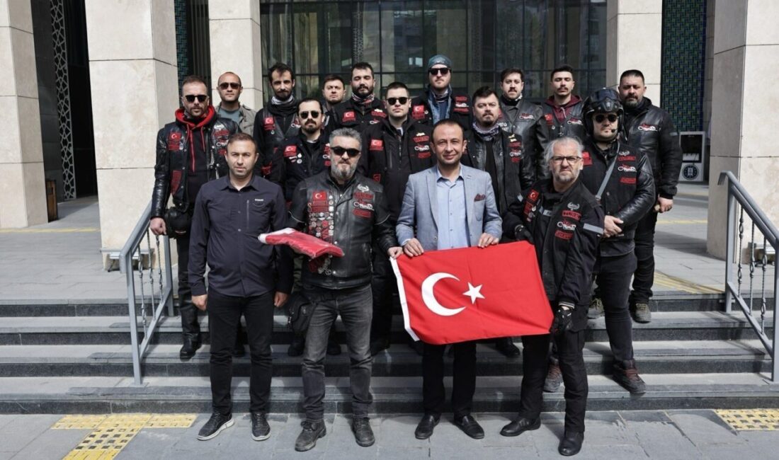 Kütahya’dan Anıtkabir’e şanlı Türk bayrağı yolculuğu Kütahya Belediyesi, 19 Mayıs Atatürk’ü Anma, Gençlik ve Spor Bayramı