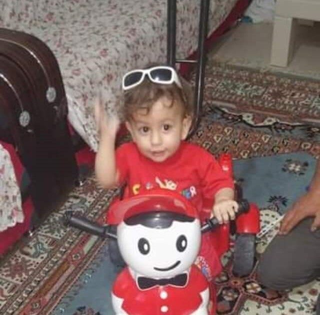 Sinek ısırığıyla yatağa bağımlı kalan çocuğun önceki halleri yürek burktu Eskişehir’de 6 yıl önce sinek ısırığı sonucu Batı Nil Virüsü