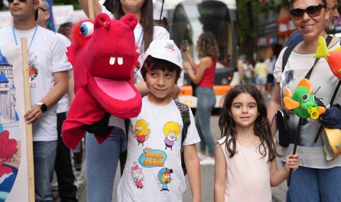 Uluslararası Eskişehir Çocuk, Gençlik ve Kukla Tiyatroları Festivali’nde görkemli açılış 16’ıncı Uluslararası Eskişehir Çocuk, Gençlik ve Kukla Tiyatroları Festivali, Cumartesi