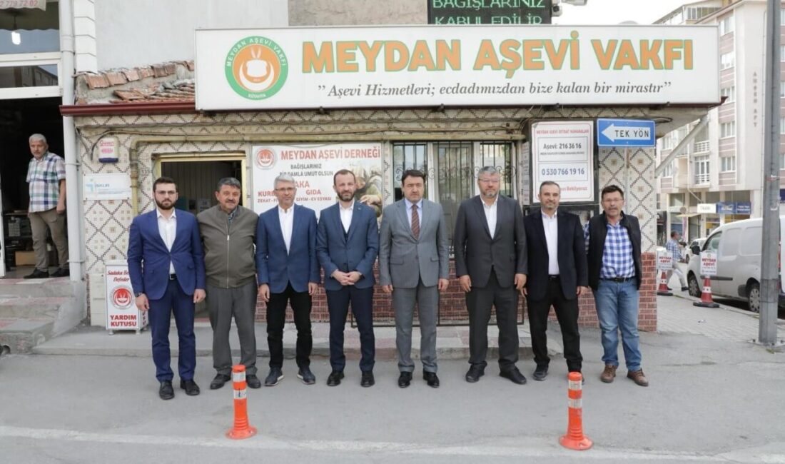 Vali Musa Işın’dan sosyal sorumluluk kuruluşlarına ziyaret Kütahya Valisi Musa Işın, AK Parti Kütahya Milletvekili İsmail Çağlar