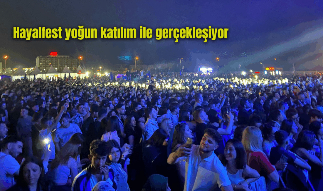 Hayalfest Coşkuyla Başladı: Renkli Açılış, Unutulmaz Performanslar Bugün kapılarını müzikseverlere açan Hayal Fest, yoğun katılımla gerçekleşti. Festivalin