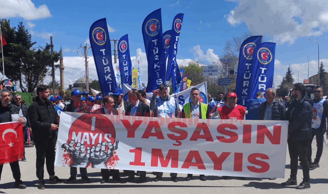 Tüm Türkiye'de olduğu gibi Afyonkarahisar'da da 1 Mayıs Emek ve