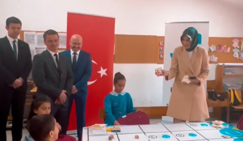 Yiğitbaşı: Çocuklarımızın neşesi ve öğrenme isteği görülmeye değer Çalışma ve Sosyal Güvenlik Bakanlığı İş Sağlığı Güvenliği Genel Müdürlüğü