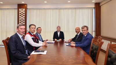 Vali Kübra Güran Yiğitbaşı başkanlığında yapılan toplantıda Afyonkarahisar Çay-Çobanlar-Bolvadin Jeotermal