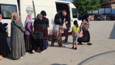 Afyonkarahisar’da faaliyet gösteren Yarım Elma Derneği, Kurban Bayramı dolayısıyla yürüttüğü