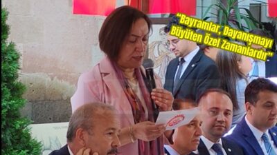 Kurban Bayramı’nın ikinci gününde Afyonkarahisar Valiliği koordinasyonunda düzenlenen geleneksel bayramlaşma