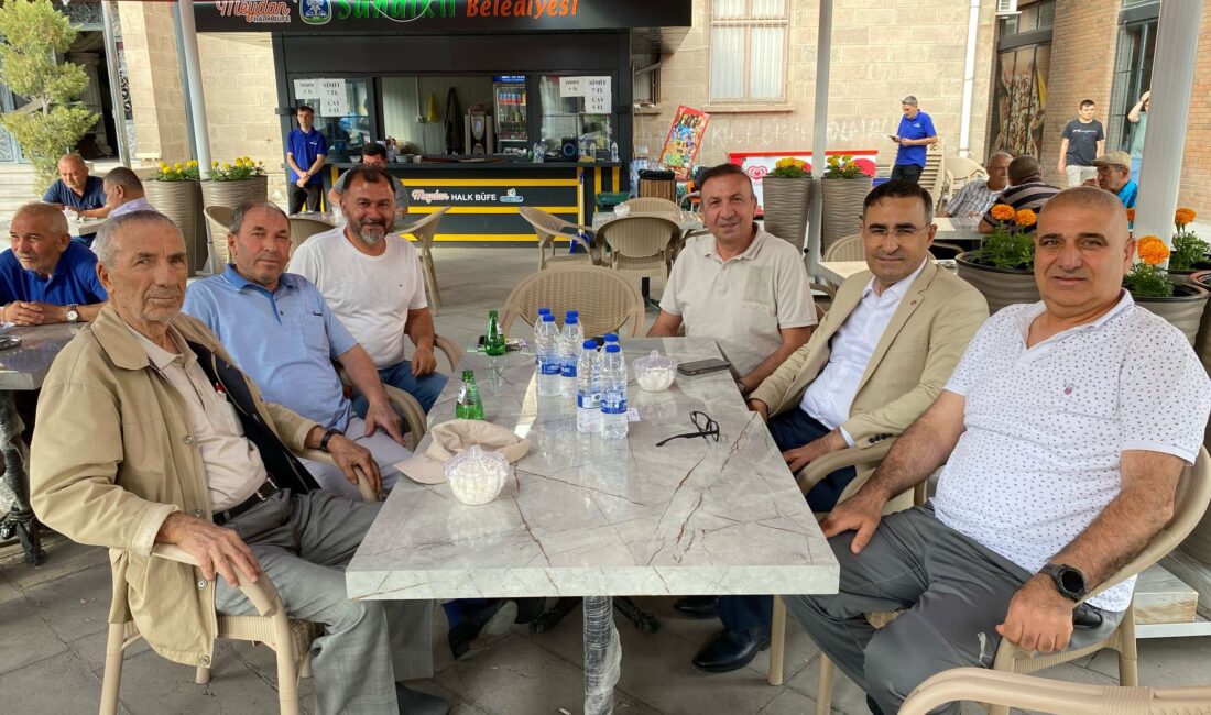 AK Parti Afyonkarahisar Milletvekili Hasan Arslan, Sandıklı ilçesinde esnaf ziyaretlerinde