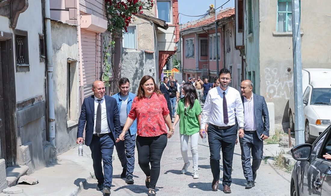 Afyonkarahisar Belediye Başkanı Burcu Köksal, 2013 yılında “riskli alan” ilan
