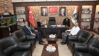 Sandıklı Cumhuriyet Başsavcısı Hasan Köroğlu, Sandıklı Belediye Başkanı Adnan Öztaş’ı