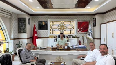 Bolvadin’de uzun yıllar görev yaparak birçok öğrencinin yetişmesine katkı sunmuş