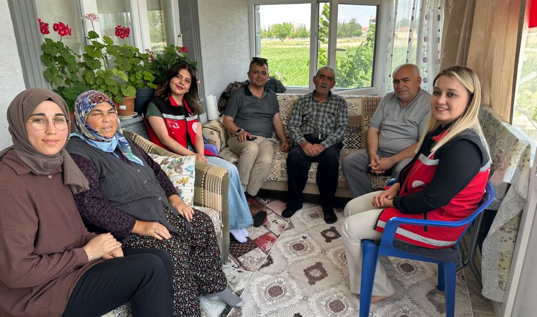 Emirdağ Belediye Başkanı Serkan Koyuncu, beraberindeki Belediye Teşkilatı ve Aile