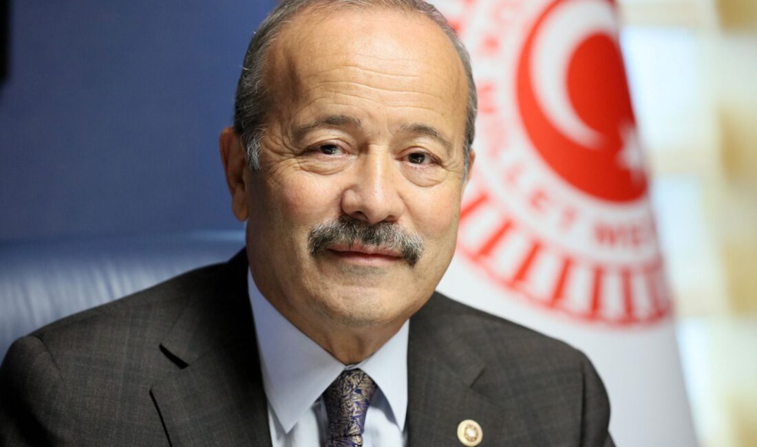 MHP AfyonMilletvekili Mehmet Taytak,son dönemde Ortadoğu’da yaşanan gelişmelere de dikkat