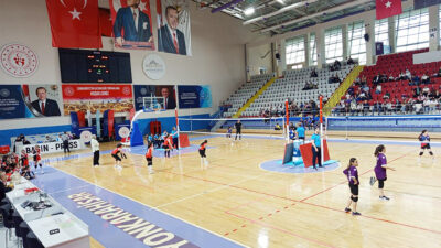 Prof. Dr. Veysel Eroğlu Spor Salonu'nda 2 Haziran tarihinde başlayan
