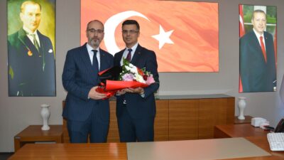 Afyonkarahisar İl Sağlık Müdürlüğü’nde devir teslim töreni gerçekleştirildi. Sekiz yıl