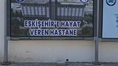 Eskişehir Osmangazi Üniversitesi (ESOGÜ) Tıp Fakültesi Hastanesi polikliniklerine 1 yılda