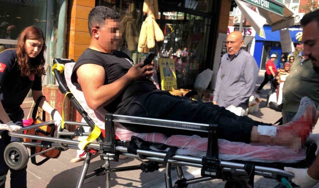 Eskişehir’de tadilat çalışmaları sırasında iskeleden düşerek bacağından yaralanan adam hastaneye
