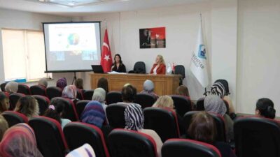 Eskişehir Meslek Edindirme ve Eğitim Kursları (ESMEK) bünyesindeki kadın kursiyerlere