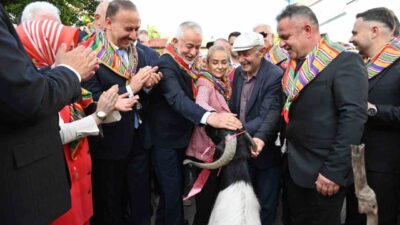 Isparta’da 400 yıldır süre gelen Kurban İndirme geleneği yaşatılmaya devam
