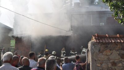 Isparta’nın Yalvaç ilçesine bağlı Çakırçal köyünde iki katlı bir evin