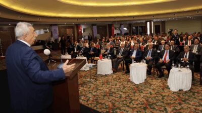 Türkiye Esnaf ve Sanatkârları Konfederasyonu (TESK) tarafından düzenlenen bölge toplantılarının