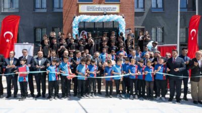Eskişehir Valisi Hüseyin Aksoy, Eskişehir Anadolu İmam Hatip Lisesi’nin açılış