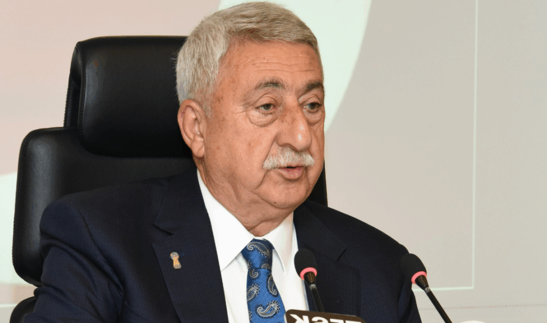 Türkiye Esnaf ve Sanatkârları Konfederasyonu (TESK) Genel Başkanı Bendevi Palandöken,