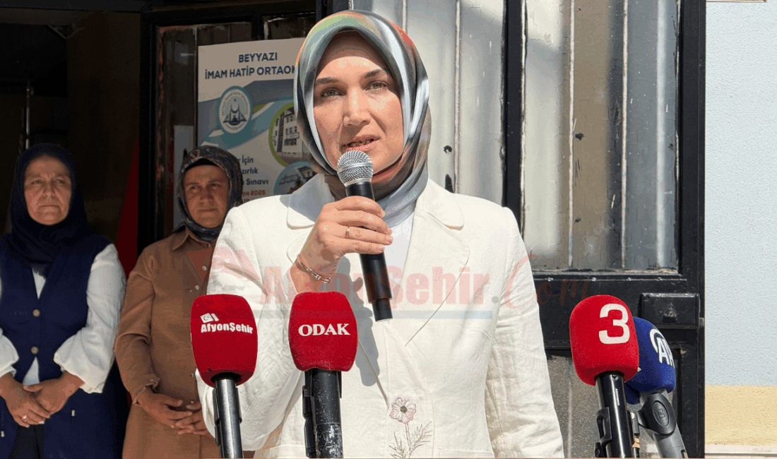 2024–2025 Eğitim Öğretim yılının sona ermesiyle birlikte Afyonkarahisar Valisi Doç.