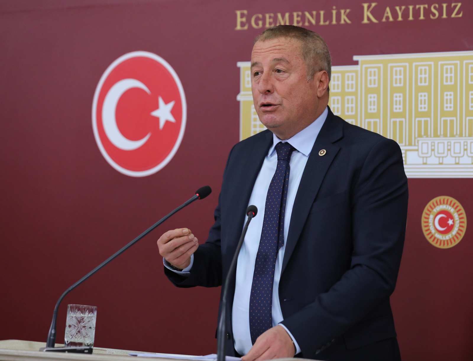 İYİ Parti Genel Başkan Yardımcısı ve Afyonkarahisar Milletvekili Hakan Şeref
