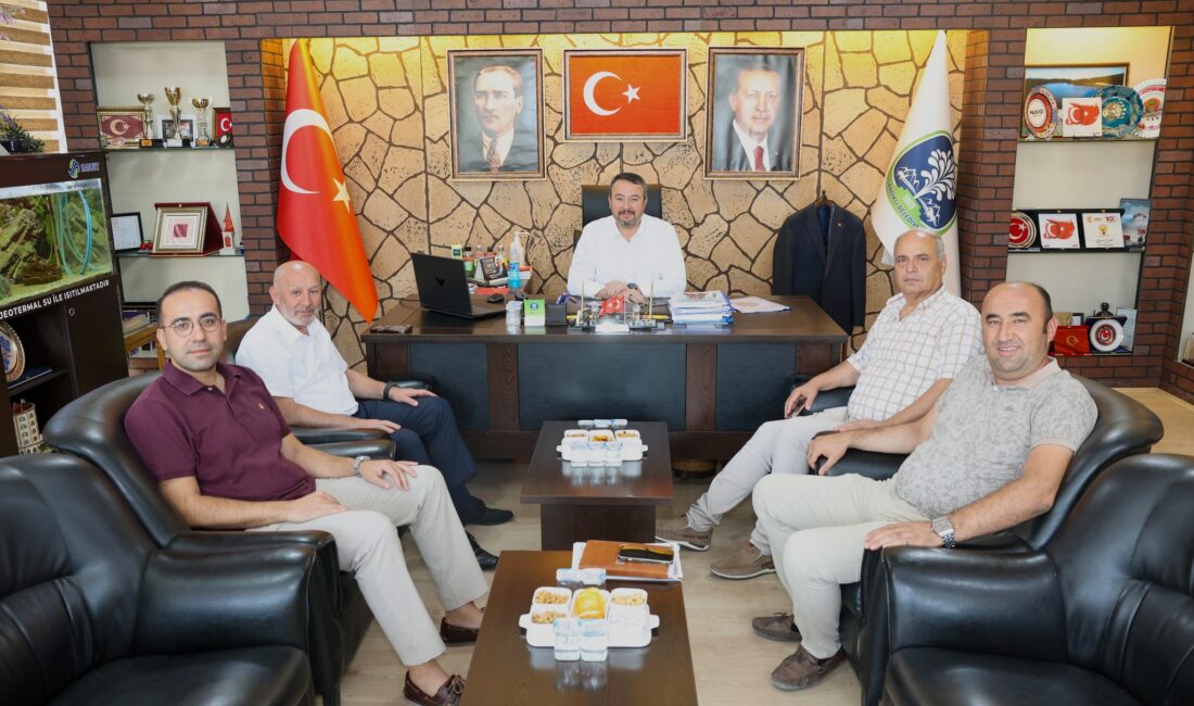 Afyonkarahisar İl Genel Meclisi (İGM) Başkanı Mehmet Siper, Erkmen Belediye