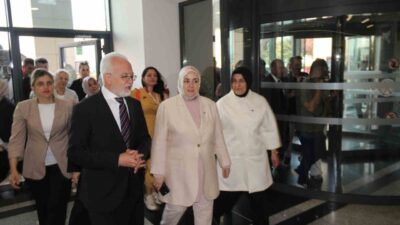 AK Parti İstanbul Milletvekili ve AK Parti Genel Merkez Kadın