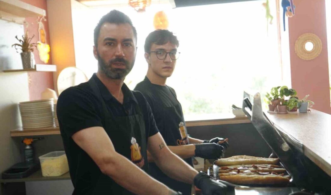 Bilecik’te yangınla mücadelede dayanışma örneği Bilecik’in Osmaneli ilçesinde geçtiğimiz pazar günü başlayan halen devam eden