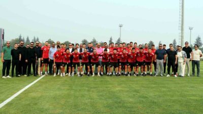 Türkiye Futbol Federasyonu (TFF) 3. Lig ekibinden Eskişehirspor, yeni kadrosuyla