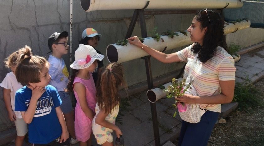 Kreş ve Gündüz Bakımevi öğrencileri, Anadolu Üniversitesi Park ve Bahçeler