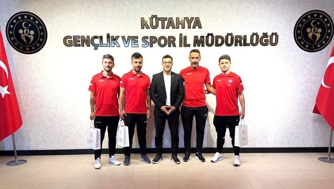 Kütahya Gençlik ve Spor İl Müdürlüğü, ayak tenisi branşında Türkiye