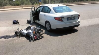 Eskişehir’de motosikletin ve otomobilin çarpışması sonucunda meydana gelen trafik kazasında