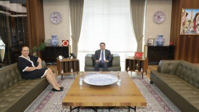 Kosova Cumhuriyeti İstanbul Başkonsolosu Suzan Novoberdaliu, bir dizi temaslarda bulunmak