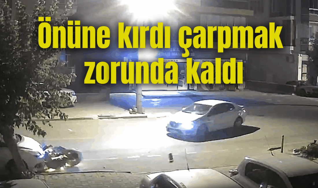 Afyonkarahisar Güvenevler Mahallesi’nde meydana gelen kazada, bir otomobilin aniden önüne