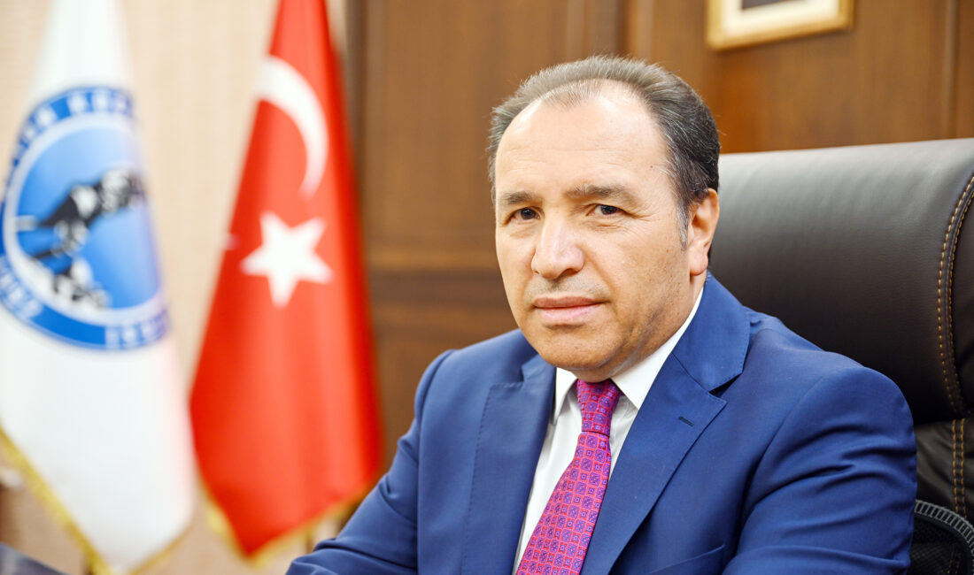 Rektör Karakaş’tan yeni öğrencilere “Hoş Geldiniz” mesajı Ölçme, Seçme ve Yerleştirme Merkezi (ÖSYM) tarafından 2025 Yükseköğretim Kurumları