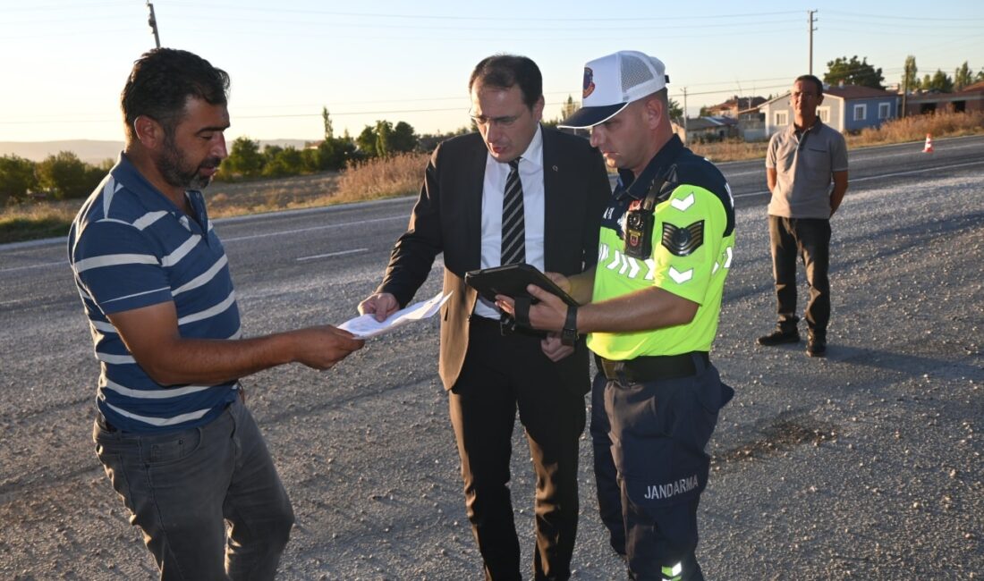 Çay İlçe Jandarma Komutanlığı tarafından Çay-Dinar karayolu üzerinde ‘Yol Kontrol
