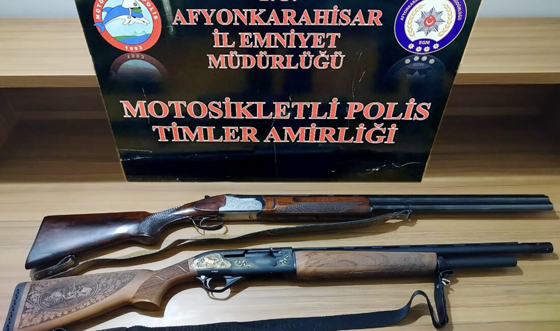 Afyon’da son bir haftada aranan 27 şahıs yakalandı Afyonkarahisar İl Emniyet Müdürlüğü'nün 28 Temmuz-4 Ağustos tarihleri arasında il